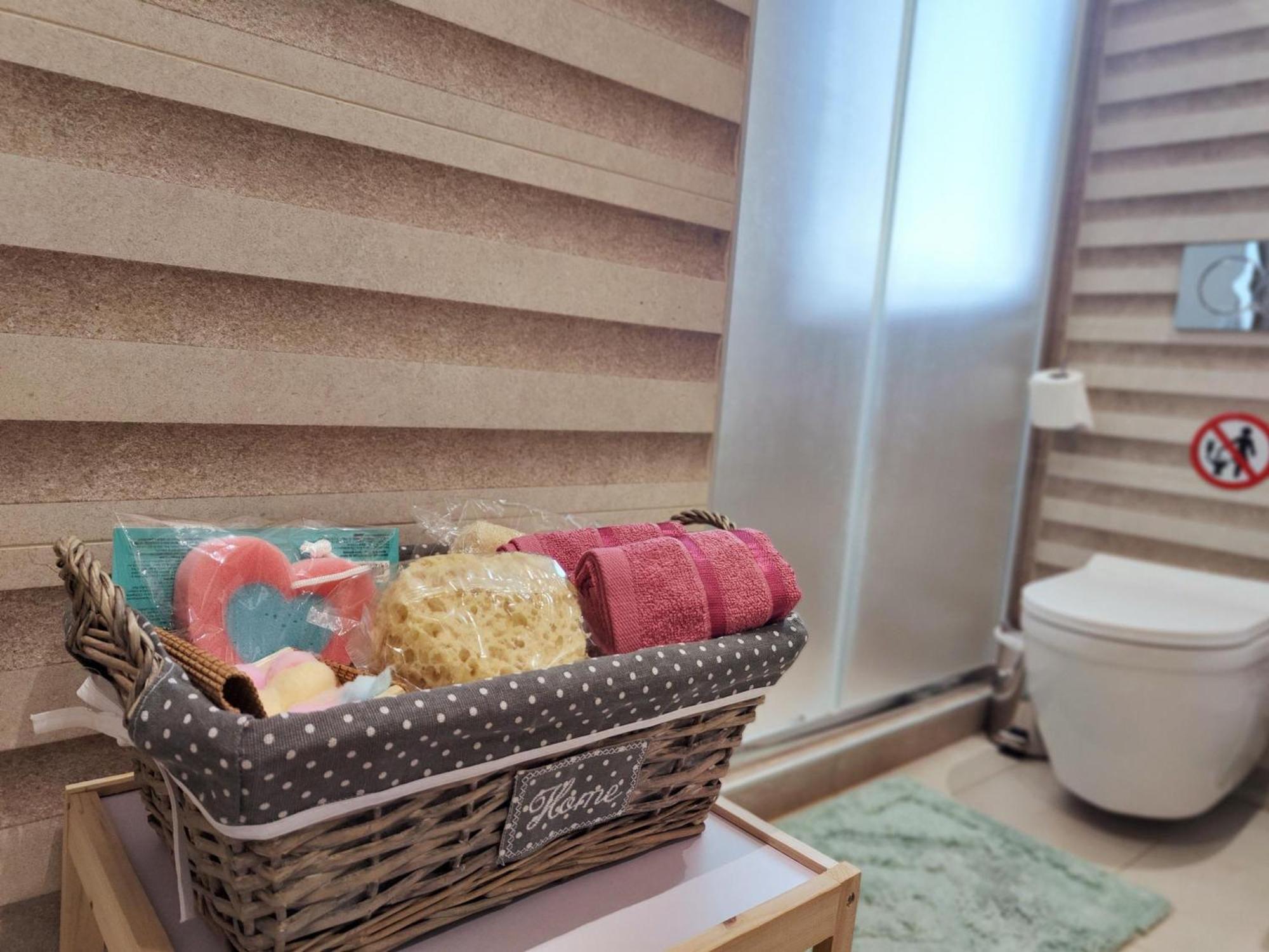 Depie Luxury Apartment In Pasztída Kültér fotó