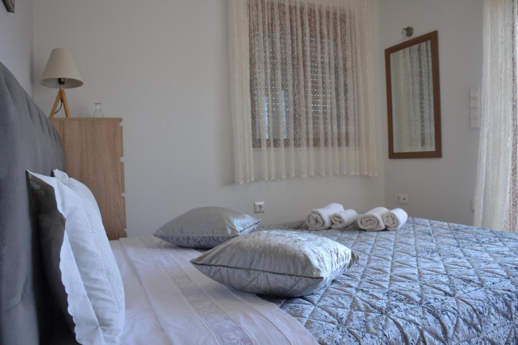 Depie Luxury Apartment In Pasztída Kültér fotó
